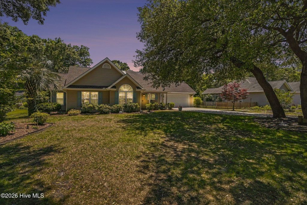 Photo of 1737 Rosebay Court SW, Ocean Isle Beach, NC 28469 (MLS # 100576143)