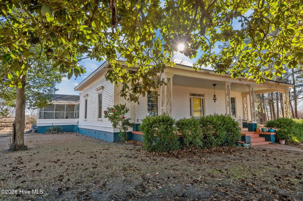 Photo of 3298 Yankee Hall Road, Greenville, NC 27834 (MLS # 100547751)