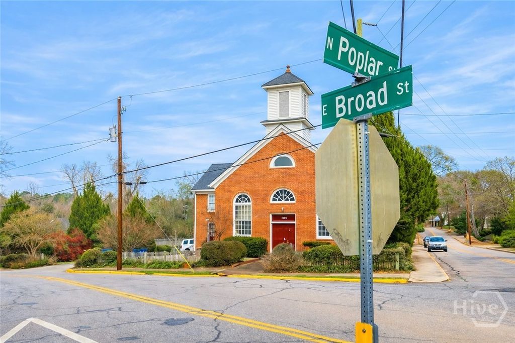 Photo of 1295 Broad Street E #C5, Athens, GA 30601 (MLS # CL348354)