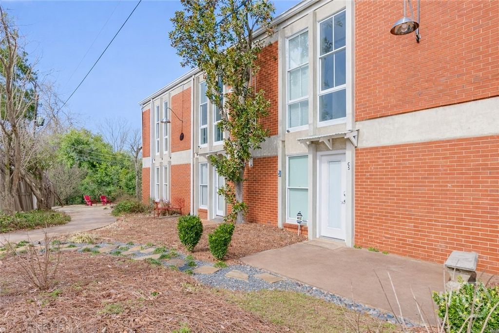 Photo of 1295 Broad Street E #C5, Athens, GA 30601 (MLS # CL348354)