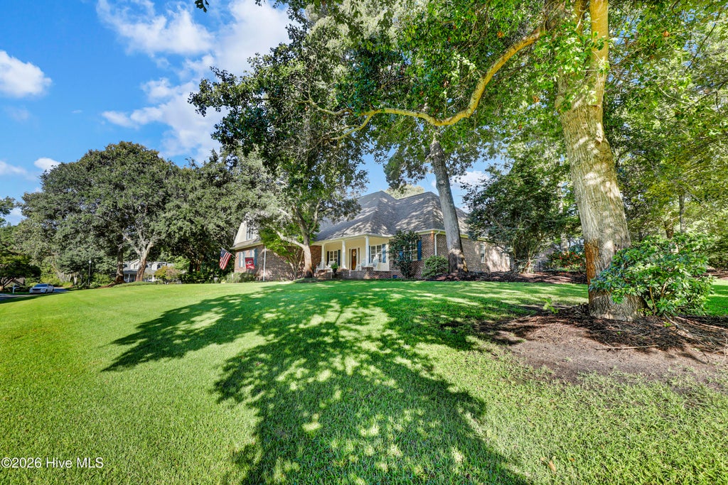 Photo of 302 Pecan Court, Hampstead, NC 28443 (MLS # 100605587)