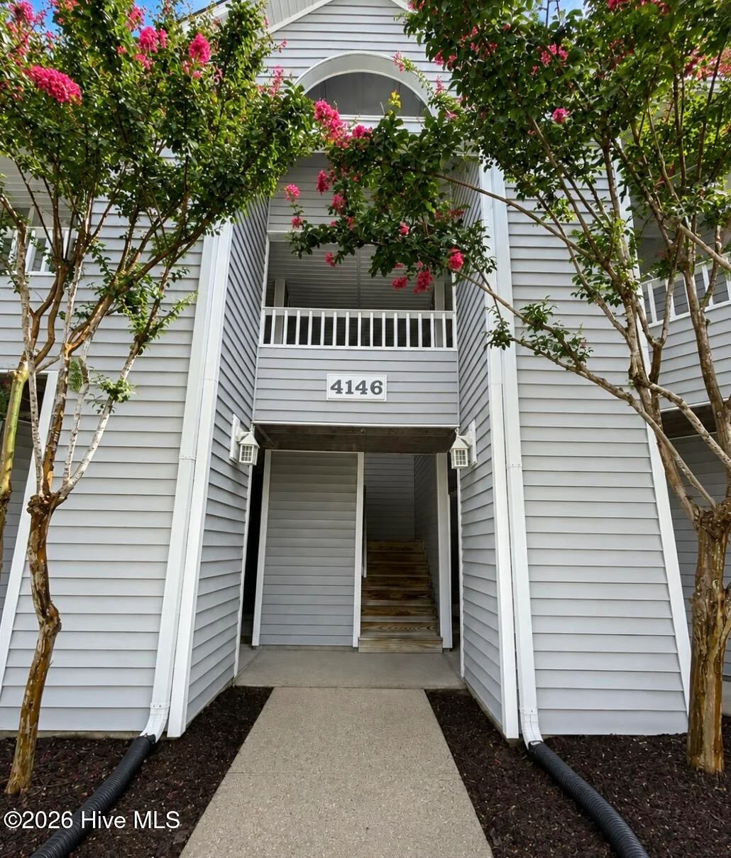 4146 Breezewood Drive Unit Apt 202