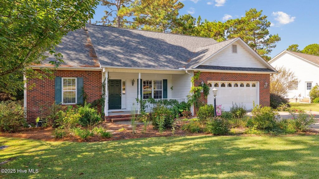 Photo of 167 Michael Lane, Aberdeen, NC 28315 (MLS # 100532294)