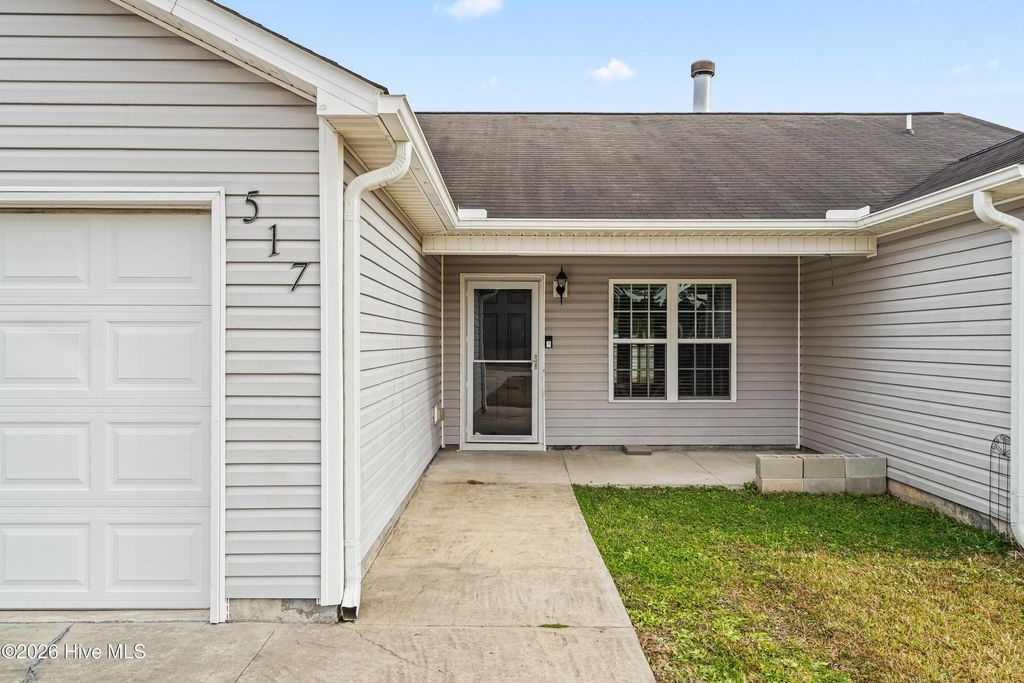 Photo of 517 Cherry Blossom Lane, Richlands, NC 28574 (MLS # 100550262)