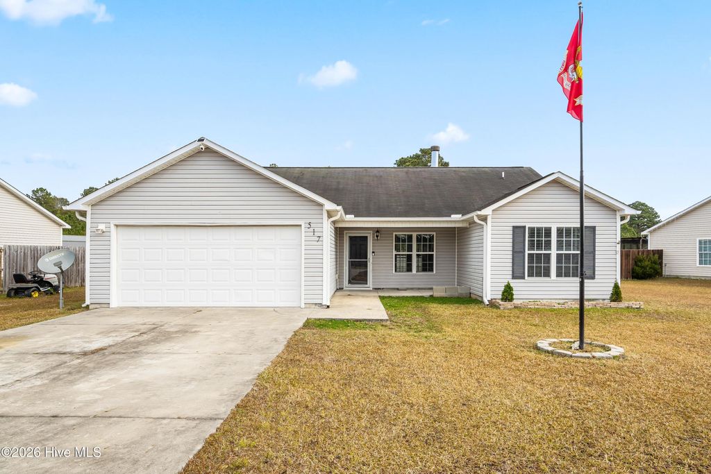 Photo of 517 Cherry Blossom Lane, Richlands, NC 28574 (MLS # 100550262)