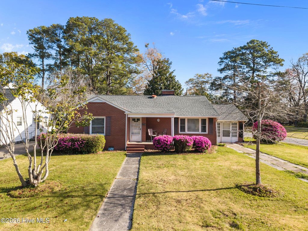 Photo of 333 Fifth Street, Ayden, NC 28513 (MLS # 100564350)
