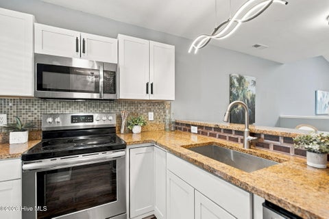 Tiny photo for 4603 Mcclelland Drive #A204, Wilmington, NC 28405 (MLS # 100612101)