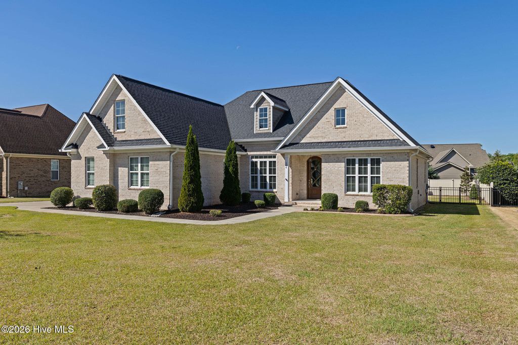 Photo of 104 Christopher Allen Drive, Goldsboro, NC 27534 (MLS # 100567038)