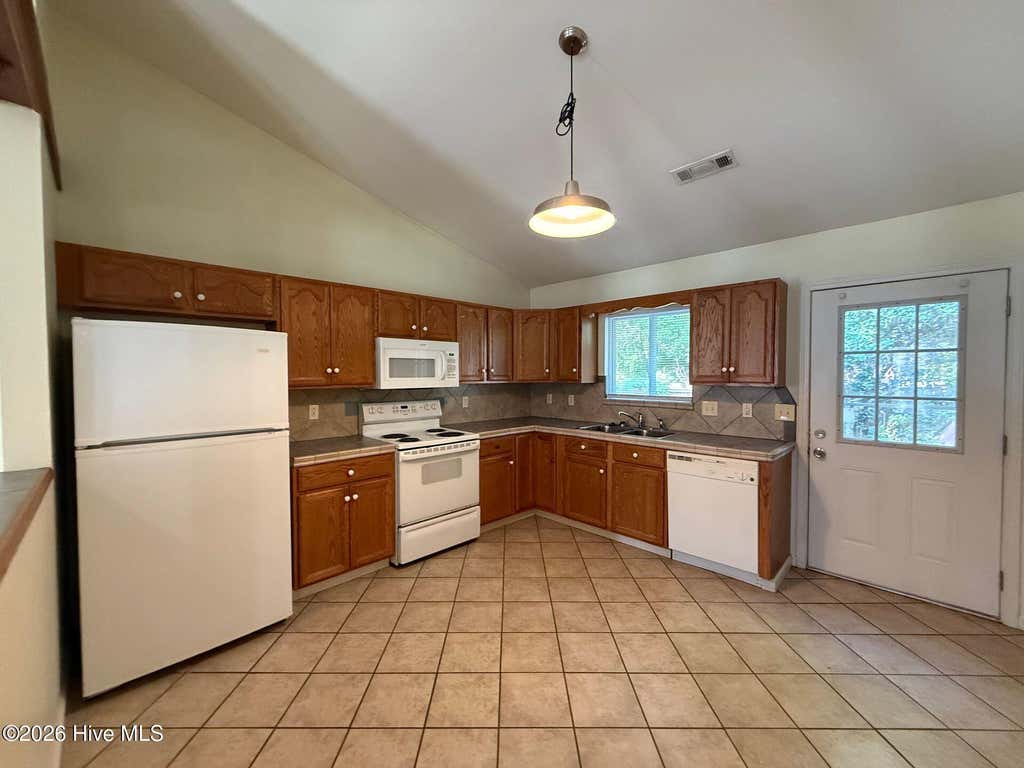 Photo of 173 Corey Circle, Jacksonville, NC 28546 (MLS # 100597687)