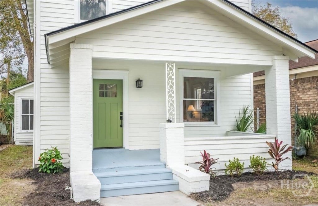 Photo of 1008 E Waldburg Street, Savannah, GA 31401 (MLS # SA360961)