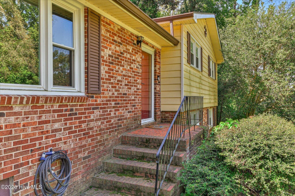 Photo of 809 Hammond Drive, North Augusta, SC 29841 (MLS # 100606564)