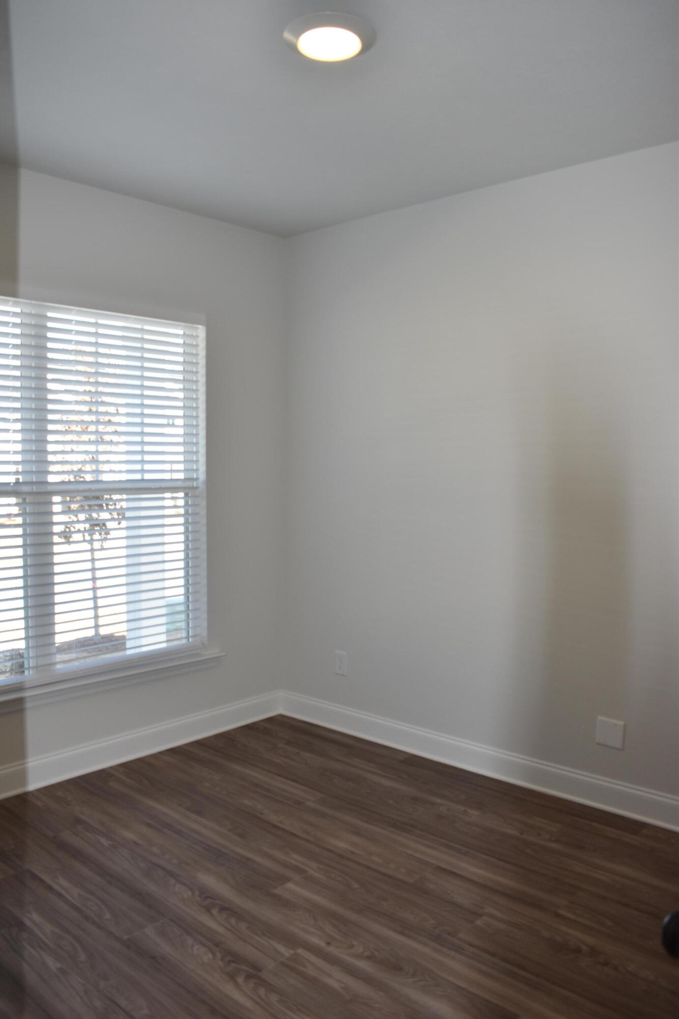 4228 Beautiful Pond Park