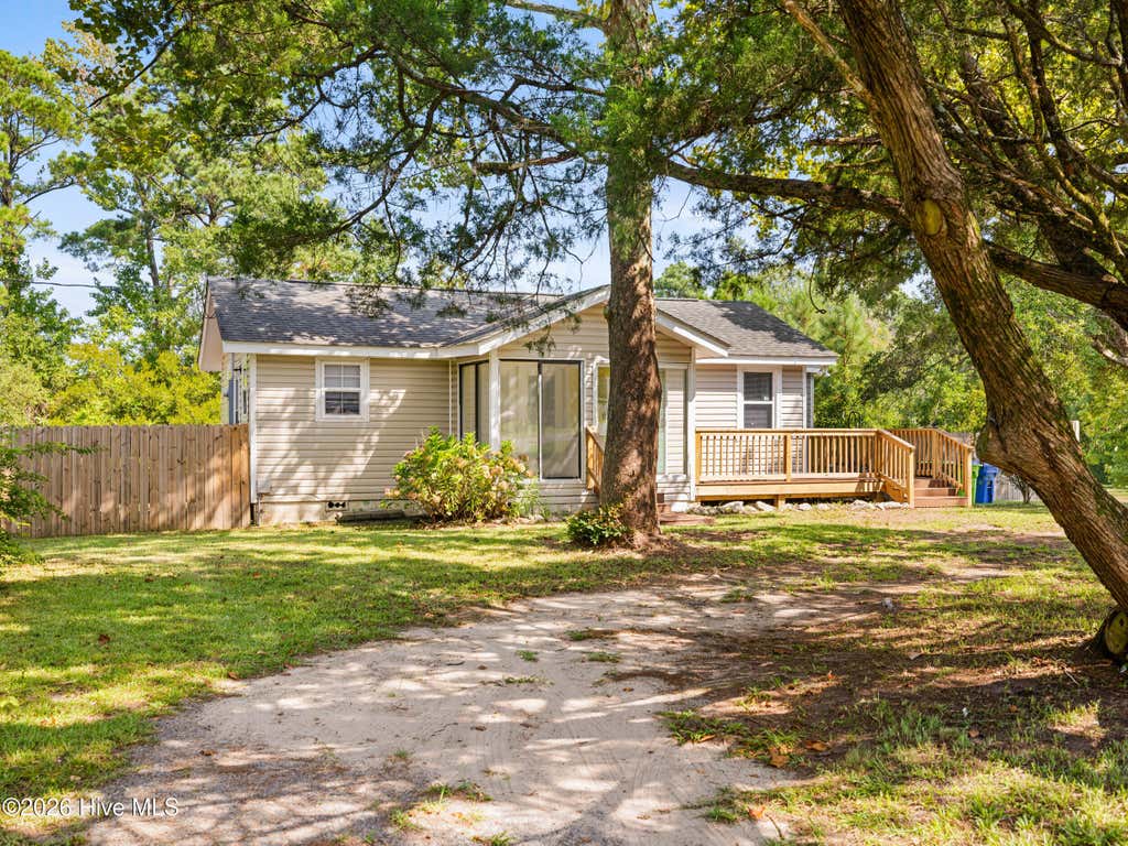 Photo of 682 E Ocean Road, Holly Ridge, NC 28445 (MLS # 100596786)