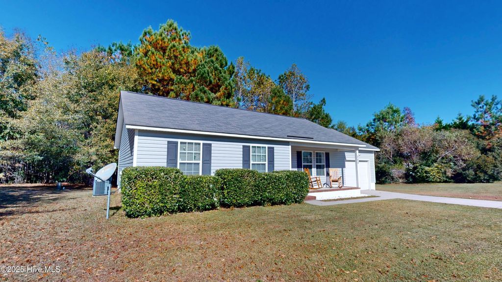 Photo of 202 Victory Way, Jacksonville, NC 28540 (MLS # 100540808)