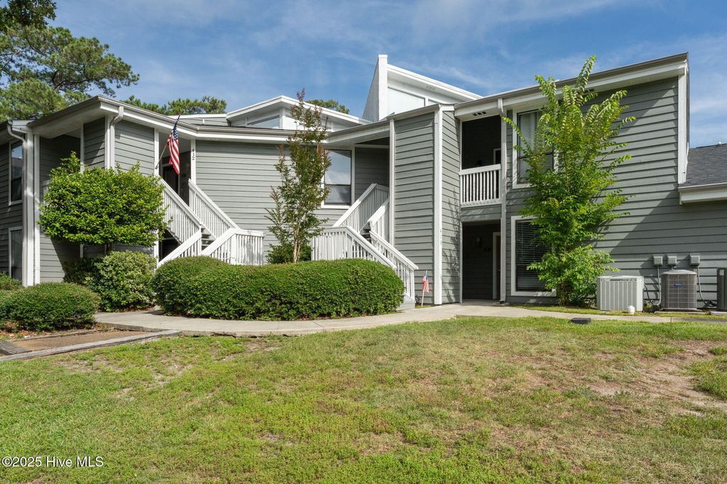 Photo of 732 Azalea Drive #413, Hampstead, NC 28443 (MLS # 100519799)