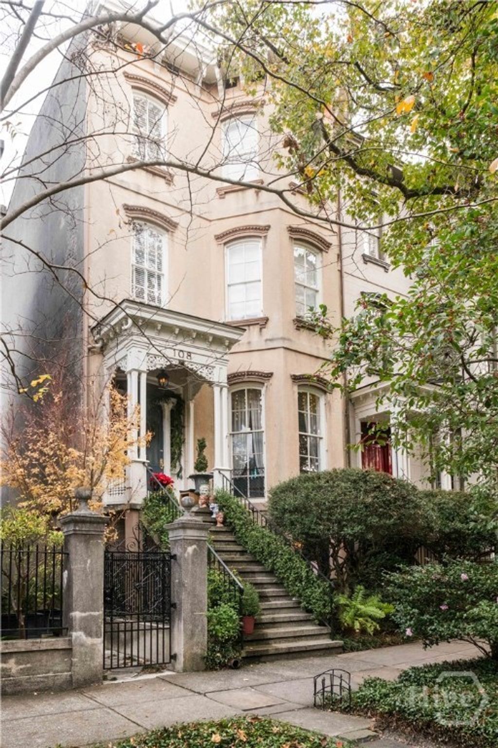 Photo of 108 E Gaston Street, Savannah, GA 31401 (MLS # SA346283)