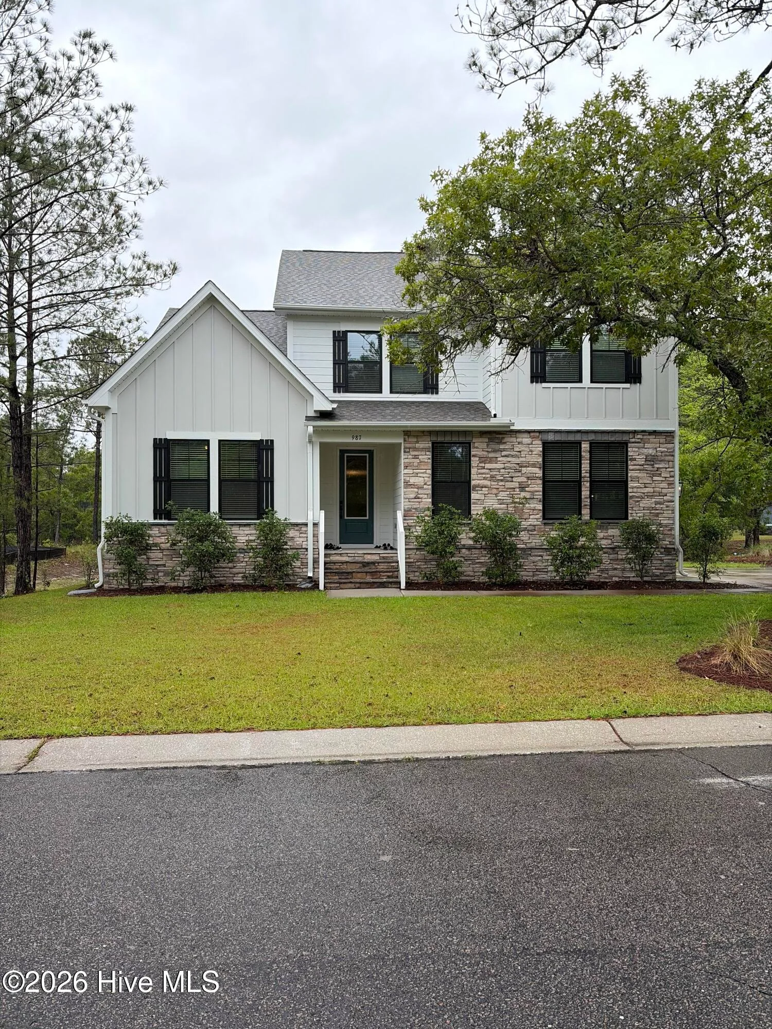 987 Ashburton Road SE