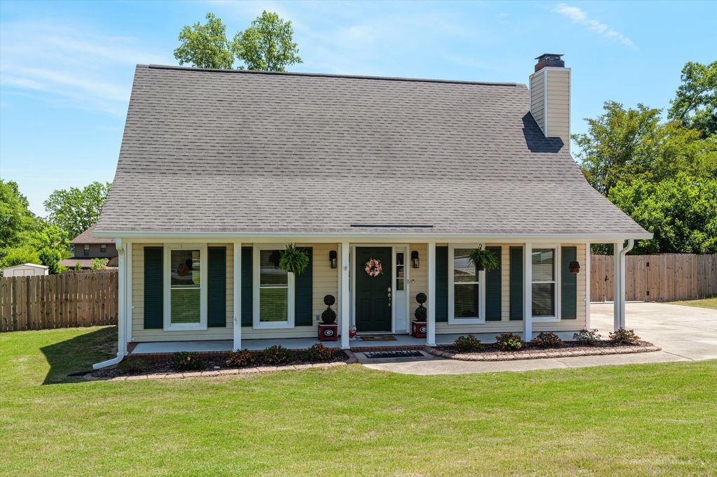 Photo of 624 Bridgton Drive, Martinez, GA 30907 (MLS # 555224)