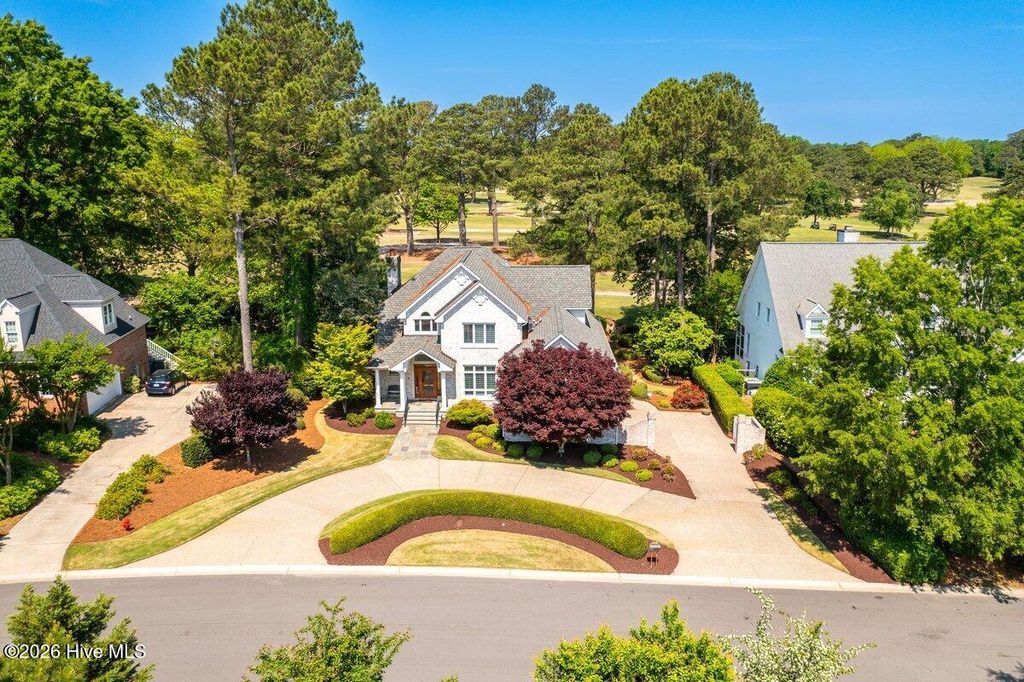 Photo of 3004 Westview Drive, Greenville, NC 27834 (MLS # 100550958)