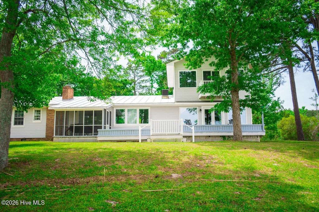 Photo of 577 Davenport Road, Columbia, NC 27925 (MLS # 100572362)