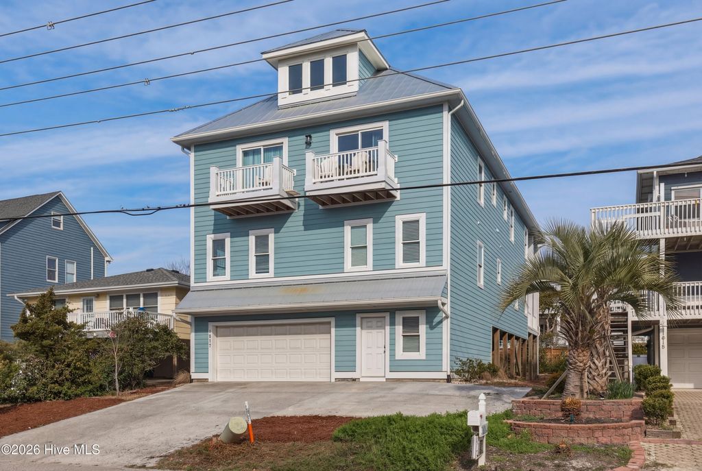 Photo of 1617 S Shore Drive, Surf City, NC 28445 (MLS # 100561977)