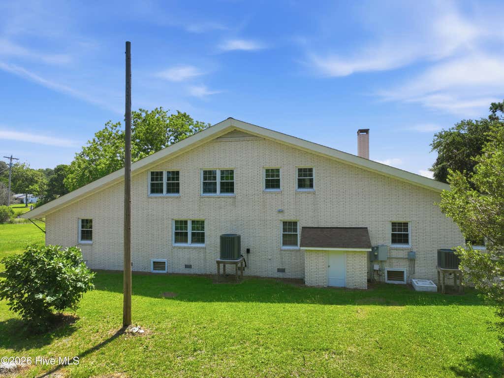 Photo of 526 Crow Hill Road, Beaufort, NC 28516 (MLS # 100584554)