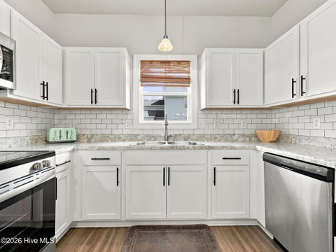 Tiny photo for 237 Shallowbag Bay Lane, Jacksonville, NC 28546 (MLS # 100603221)