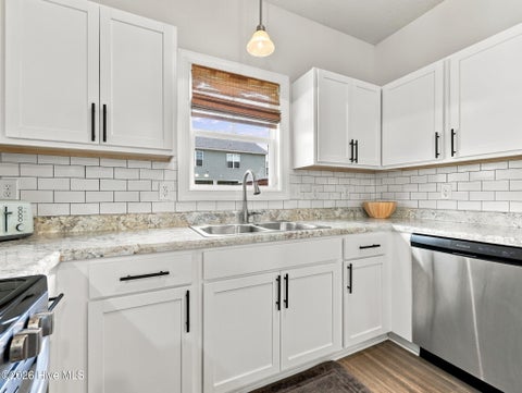 Tiny photo for 237 Shallowbag Bay Lane, Jacksonville, NC 28546 (MLS # 100603221)