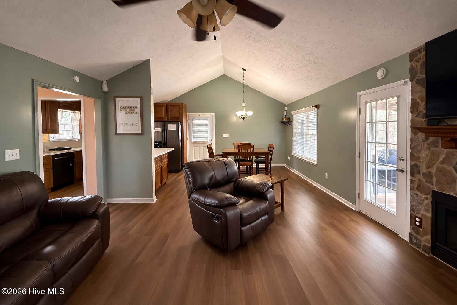 14341 Buckingham Road