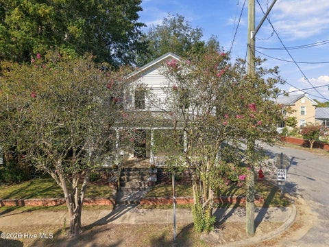 Tiny photo for 550 E Main Street, Washington, NC 27889 (MLS # 100605767)