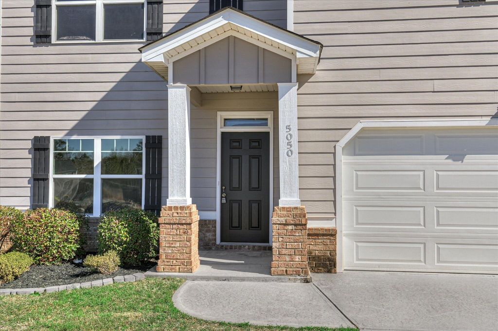 Photo of 5050 Vine Lane, Grovetown, GA 30813 (MLS # 552329)