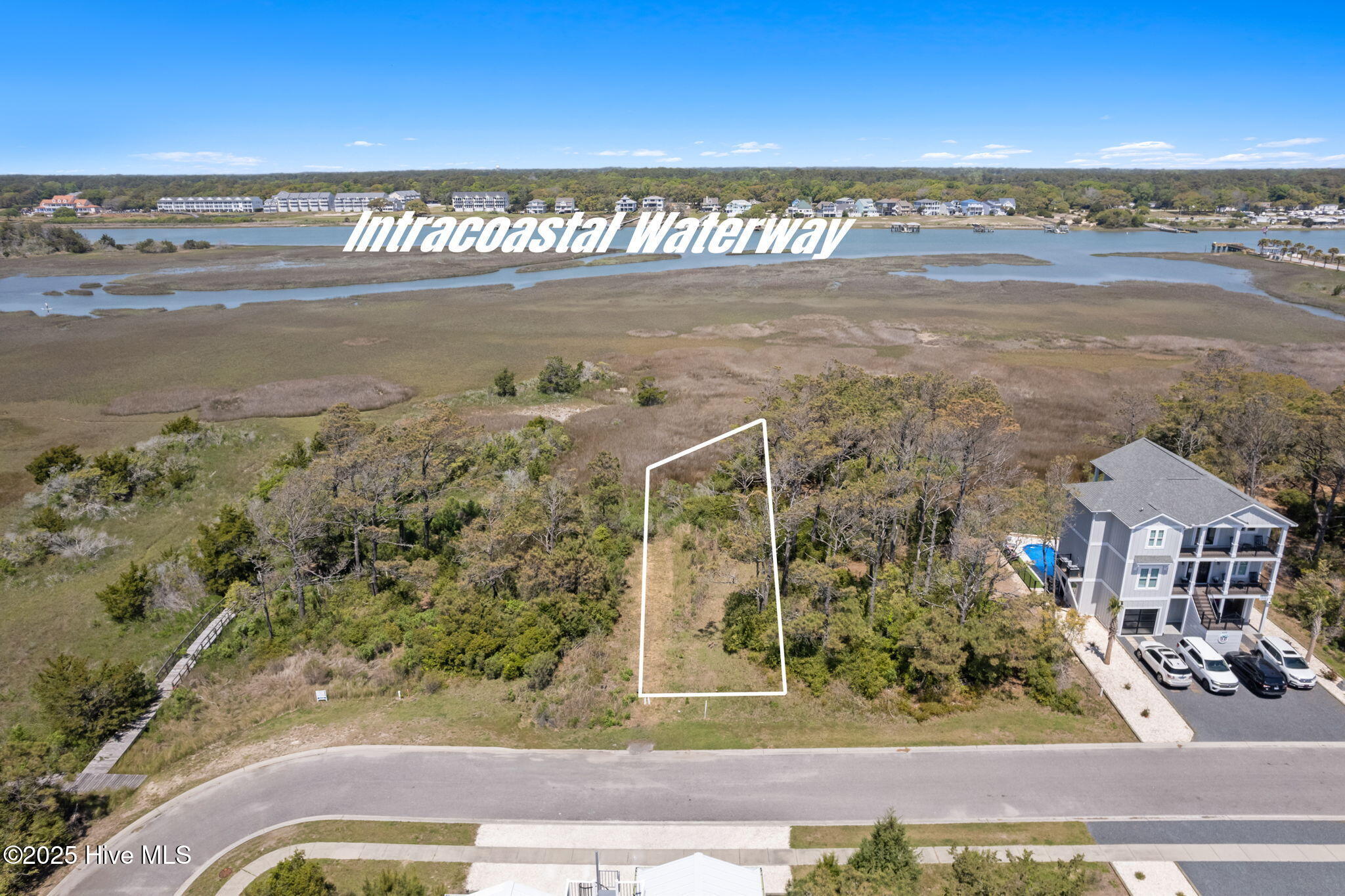 421 183 E Sixth Street