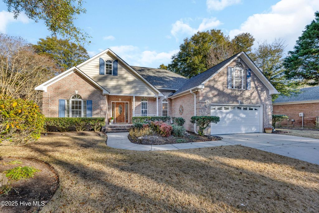 Photo of 709 Valley Brook Road, Wilmington, NC 28412 (MLS # 100546404)