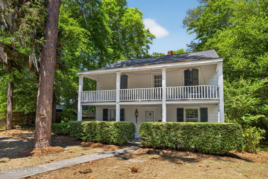 Photo of 2611 Columbia Avenue, Wilmington, NC 28403 (MLS # 100569316)