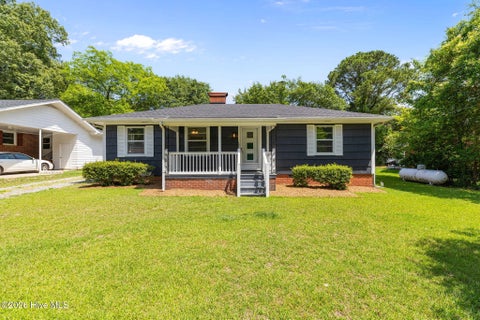 Photo of 910 Pittman Street, Goldsboro, NC 27530 (MLS # 100579095)