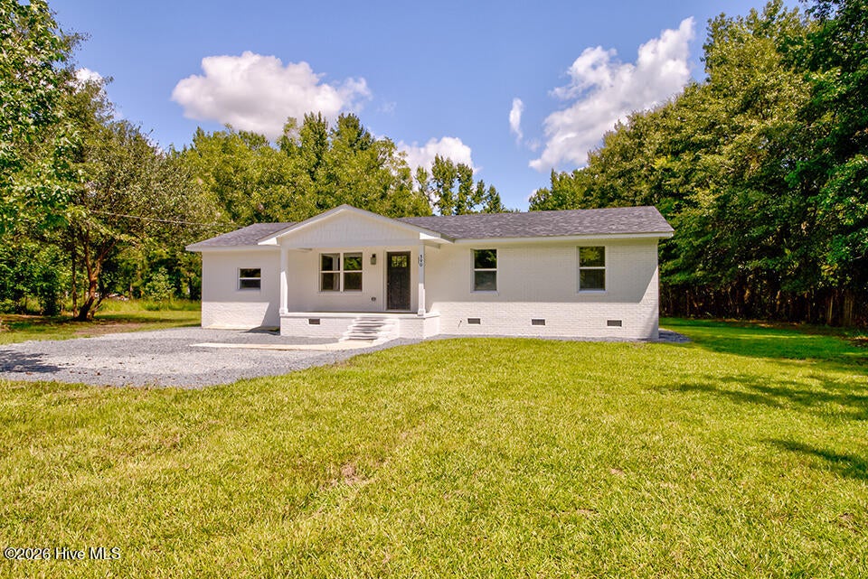 390 Newtown Loop Road