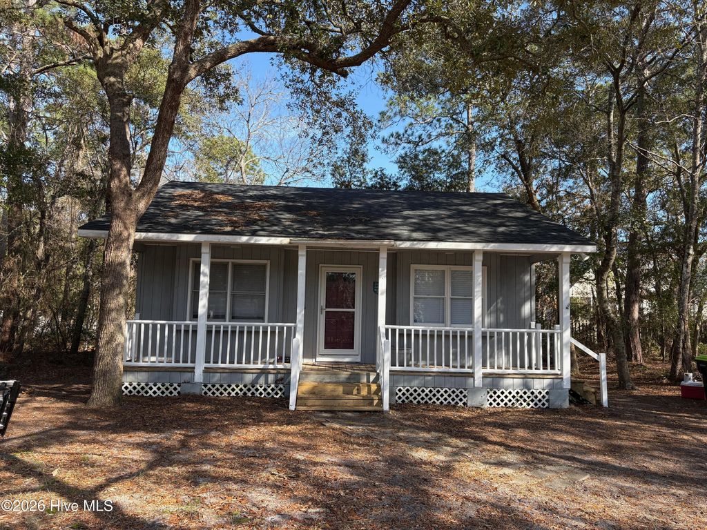 Photo of 114 NW 23rd Street, Oak Island, NC 28465 (MLS # 100557287)