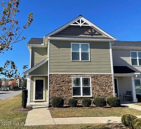 Townhouse For Rent - 4105 Kittrell Farms Drive #C1<br/> Pitt County, Greenville, NC 27858