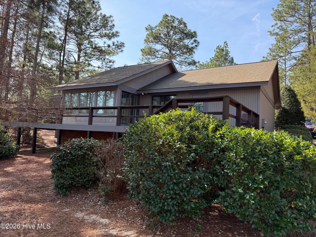 Photo of 85 Brandon Trail, Pinehurst, NC 28374 (MLS # 100563358)
