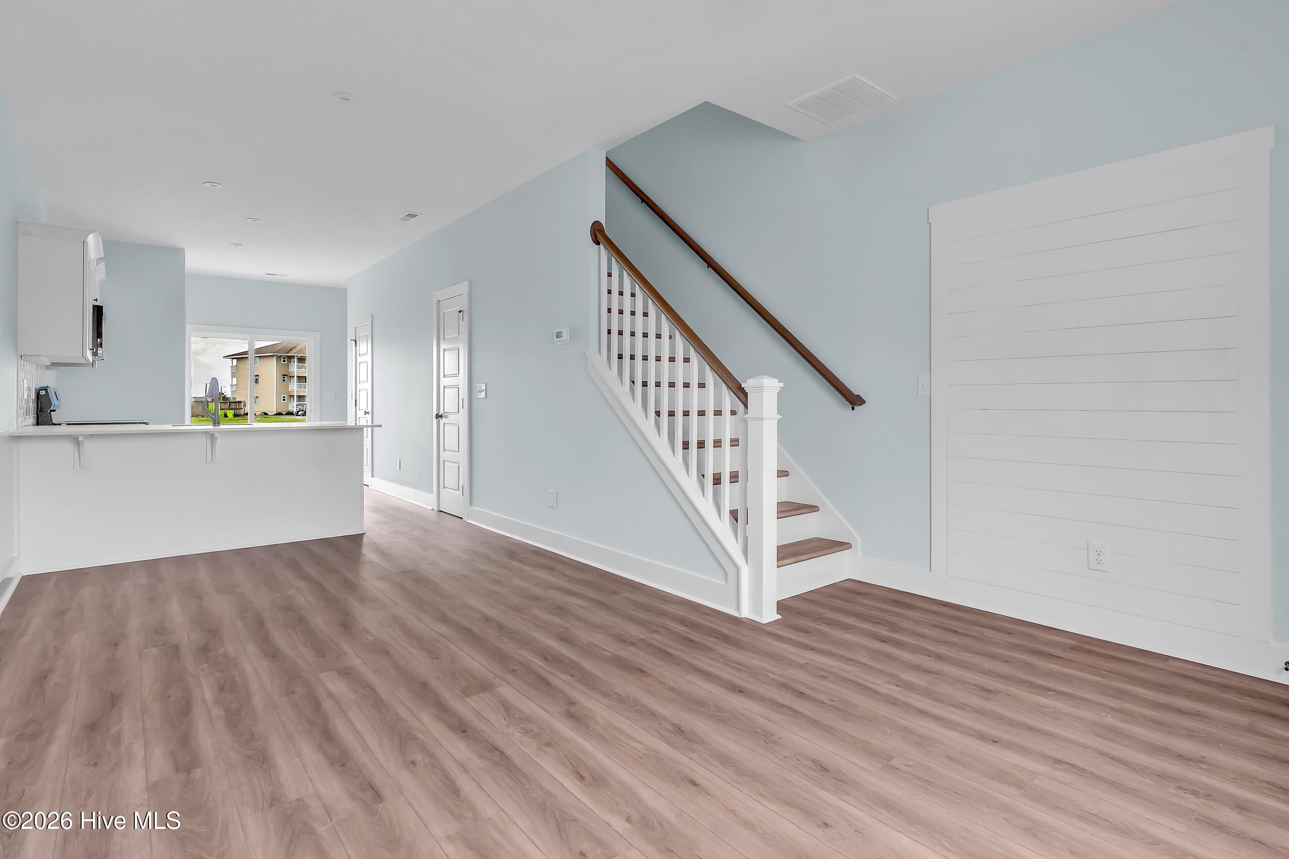 650 Cedar Point Boulevard F3