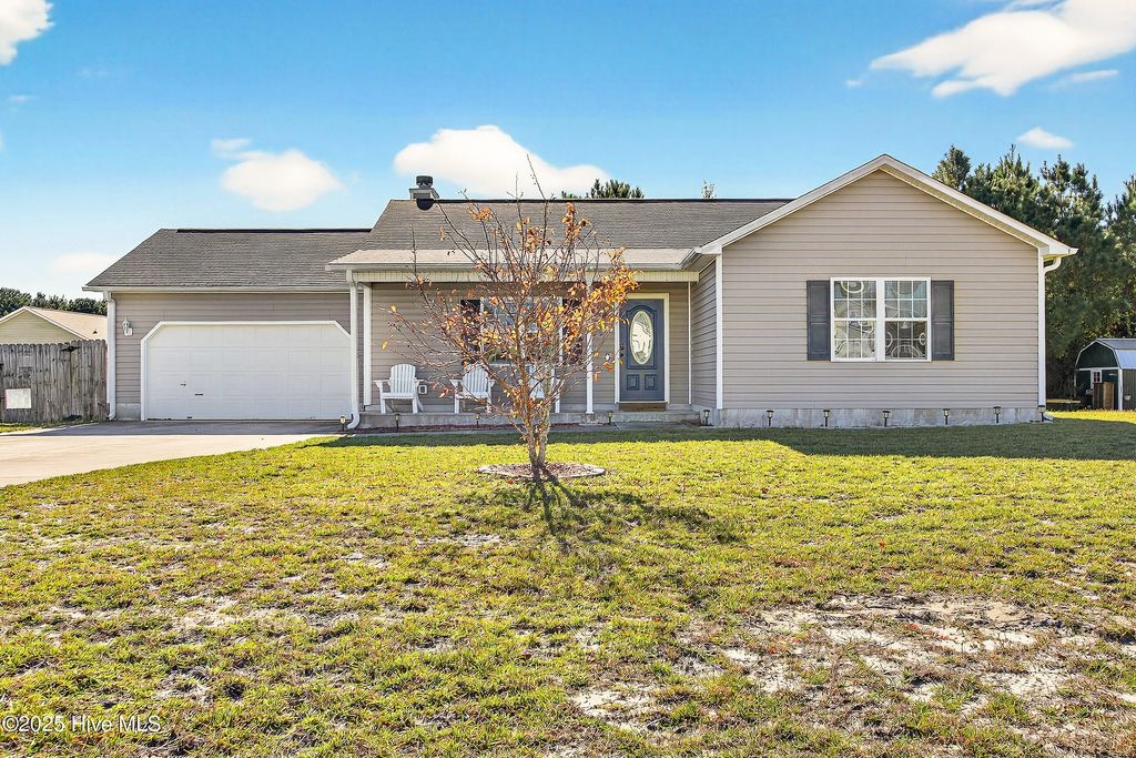 Photo of 109 Jenna Rea Road, Hubert, NC 28539 (MLS # 100541753)