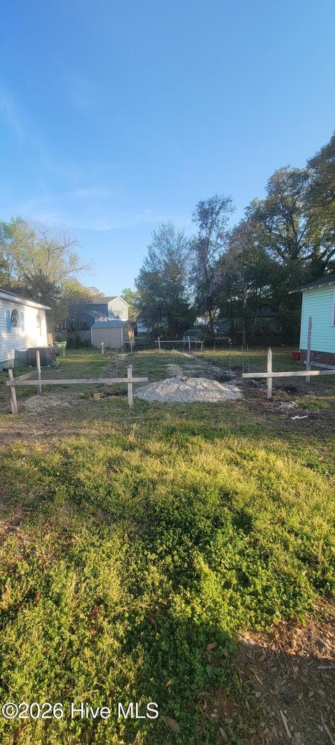 Tiny photo for 208 Tennessee Avenue, Wilmington, NC 28401 (MLS # 100558395)