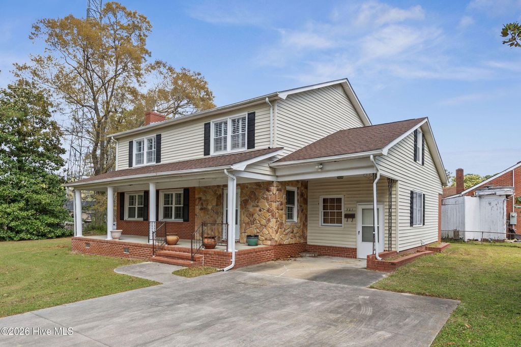 Photo of 301 Dewitt Street, Jacksonville, NC 28540 (MLS # 100564619)