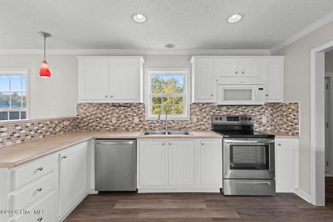 Tiny photo for 118 Cypress Knee Drive, Richlands, NC 28574 (MLS # 100610568)