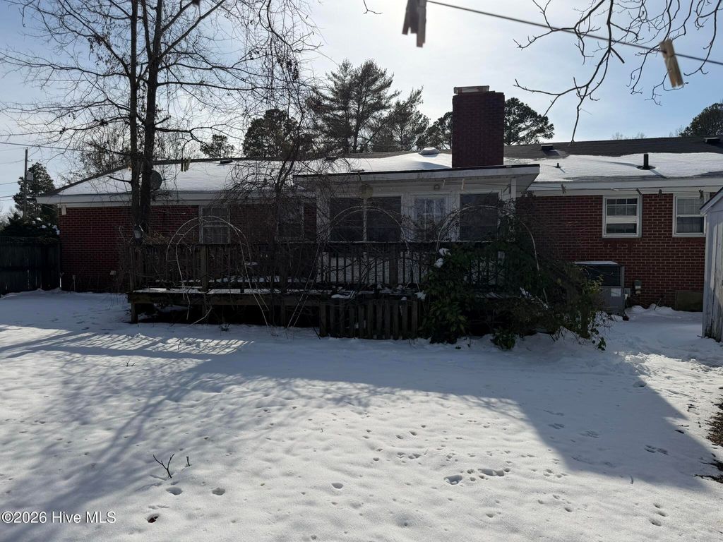 Photo of 313 Kirkland Drive, Greenville, NC 27858 (MLS # 100553508)