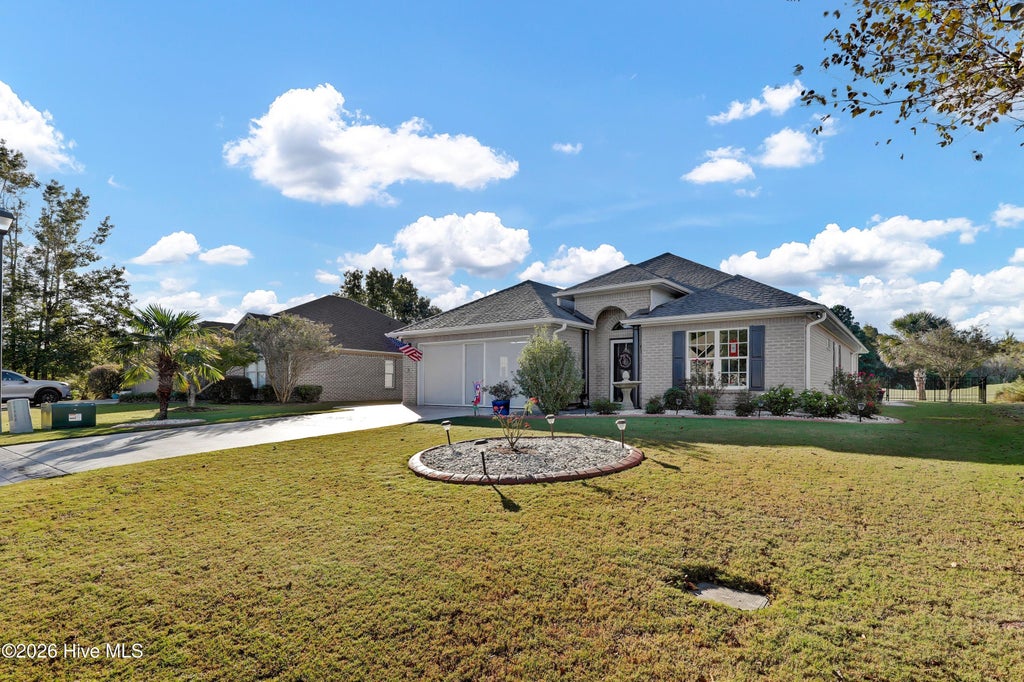 Photo of 282 Castle Bay Drive, Hampstead, NC 28443 (MLS # 100611637)