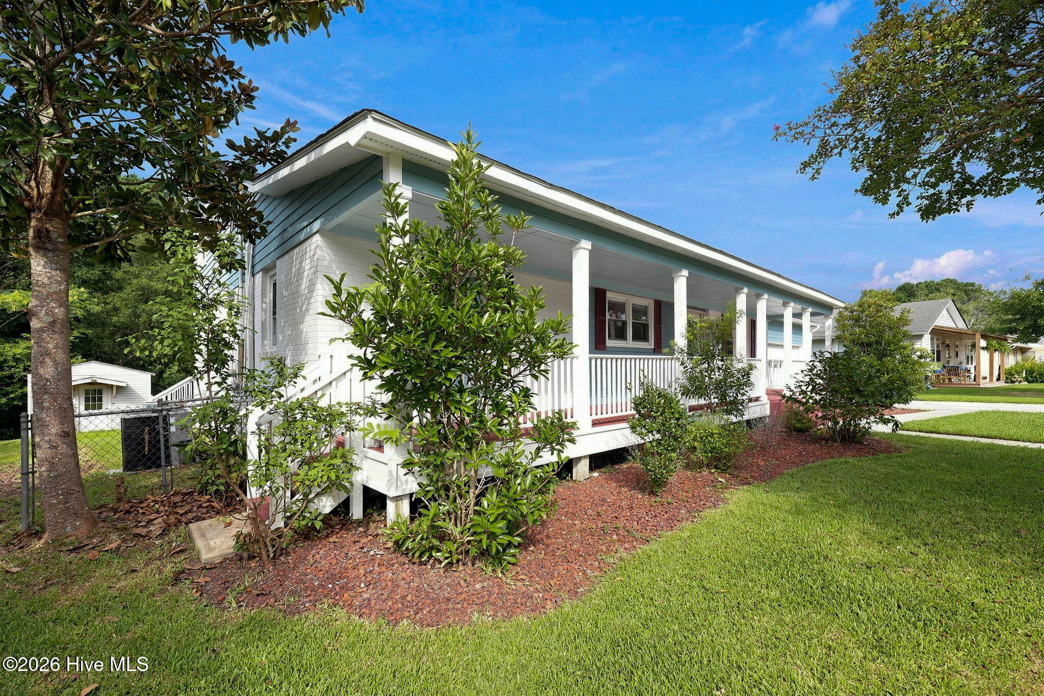 639 W Shore Drive