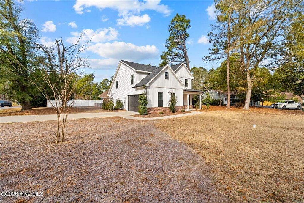 Photo of 105 Tamarisk Lane, Pinehurst, NC 28374 (MLS # 100552730)