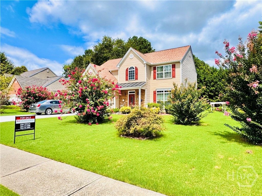 Photo of 1216 St James Pl Pl, Loganville, GA 30052 (MLS # CL350977)