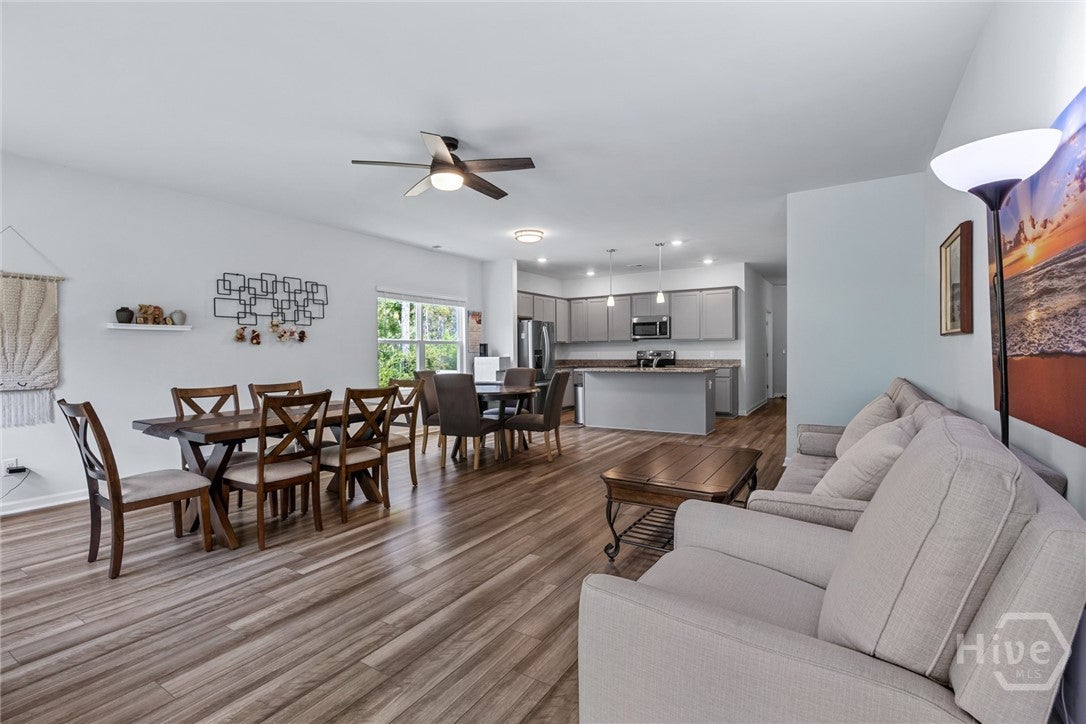 1009 Easthaven Boulevard